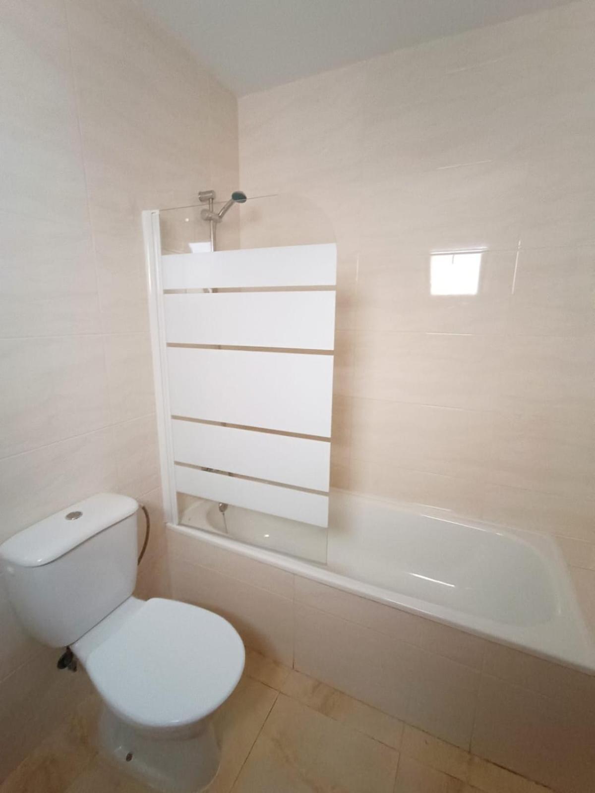 Apartamentos Larios Malaga Exterior photo