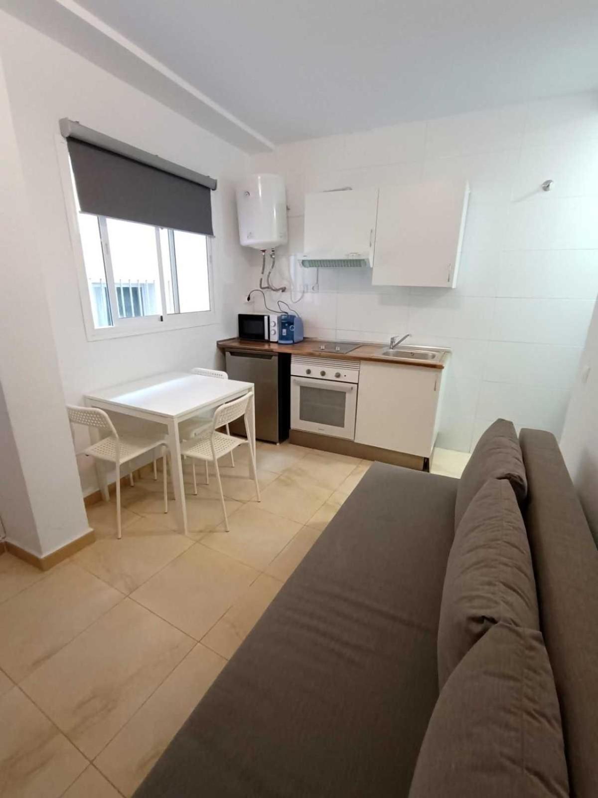 Apartamentos Larios Malaga Exterior photo